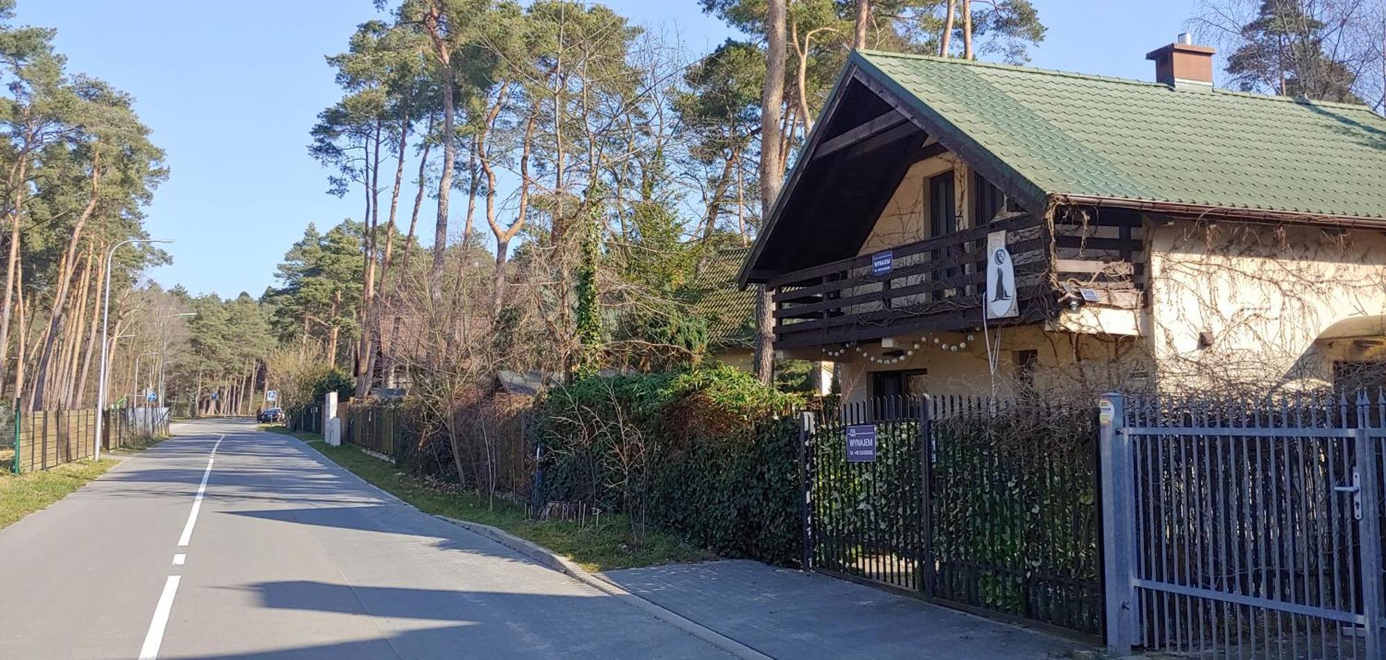 Dom Kotik W Lukecinie Villa Exteriör bild